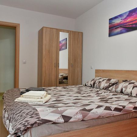 Skopje Starlight Apartments - Flatiron Ngoại thất bức ảnh